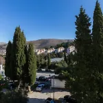 Nina شقة دوبروفينك