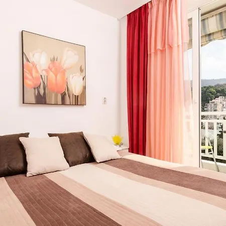 Apartment Nina