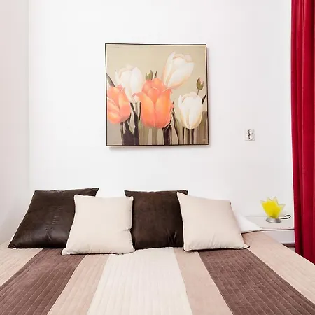 Nina Apartment *