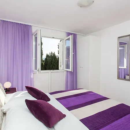 Nina Apartment *